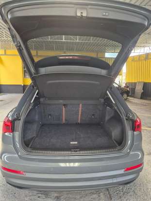 AUDI-Q3-2020
