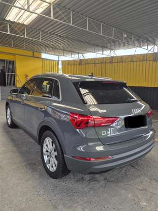 AUDI-Q3-2020