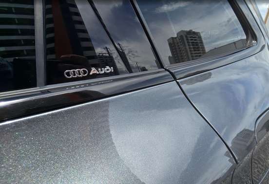 AUDI-Q5-2022
