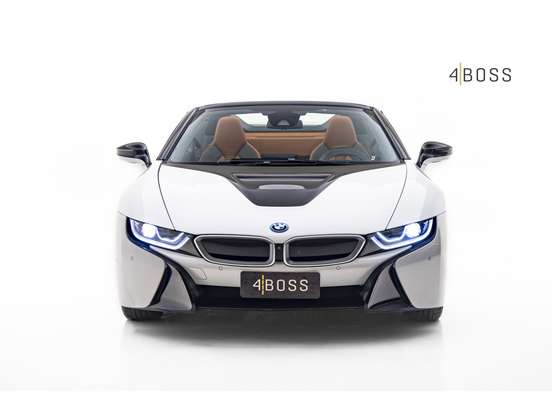 BMW-i8-2019