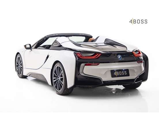 BMW-i8-2019