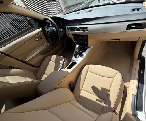 BMW 318i 2.0 SEDAN 16V GASOLINA 4P AUTOMÁTICO