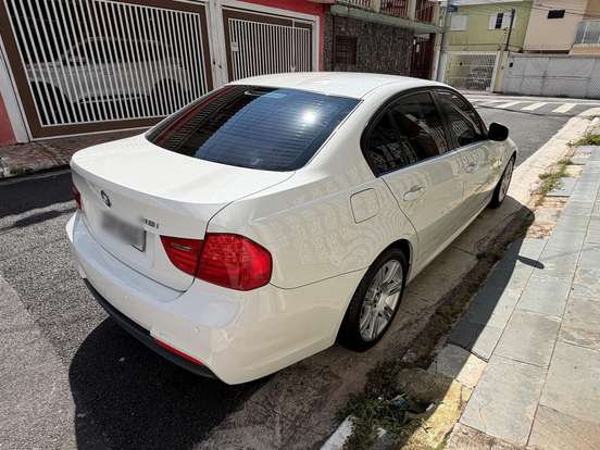 BMW-318i-2.0 SEDAN 16V GASOLINA 4P AUTOMÁTICO BMW-318i-2012