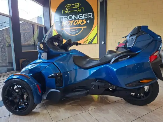 CAN-AM SPYDER RT LIMITED 