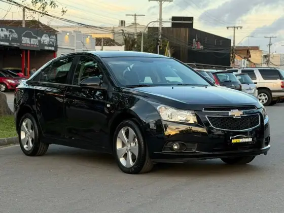 CHEVROLET CRUZE 1.8 LT 16V FLEX 4P MANUAL