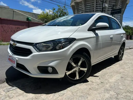 CHEVROLET ONIX 1.4 MPFI LTZ 8V FLEX 4P AUTOMÁTICO CHEVROLET ONIX 1.4 MPFI LTZ 8V FLEX 4P AUTOMÁTICO