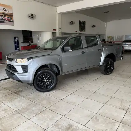 CHEVROLET S10 2.8 16V TURBO DIESEL WT CD 4X4 AUTOMÁTICO