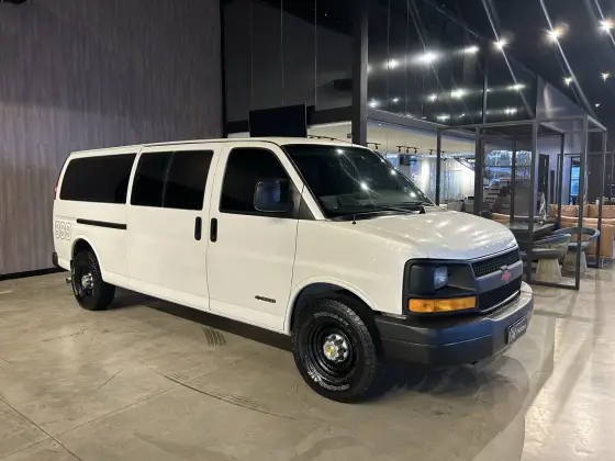 CHEVROLET SUBURBAN 5.3 ZTI  V8 4X4 GASOLINA 4P AUTOMÁTICO
