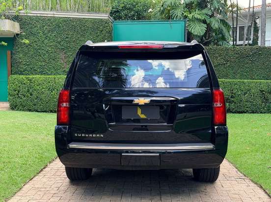 CHEVROLET-SUBURBAN-2015