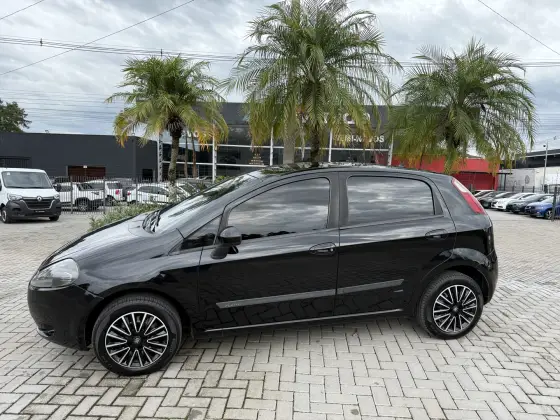 FIAT PUNTO 1.4 ATTRACTIVE 8V FLEX 4P MANUAL