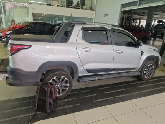 FIAT STRADA 1.0 TURBO 200 FLEX ULTRA CD CVT