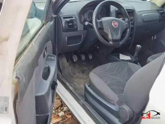 FIAT-STRADA-1.8 MPI ADVENTURE CD 16V FLEX 2P MANUAL FIAT-STRADA-2013