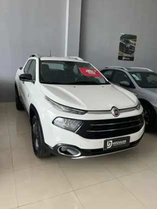 FIAT TORO 2.0 16V TURBO DIESEL VOLCANO 4WD AT9