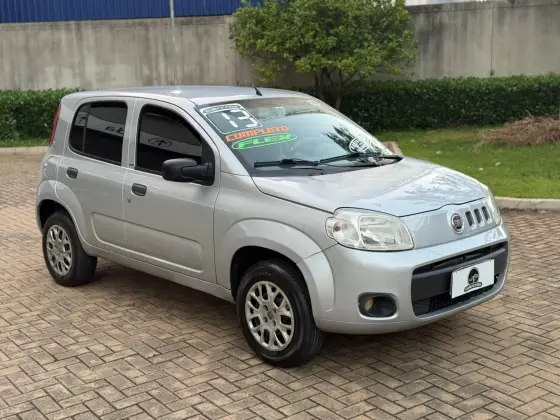 FIAT UNO 1.0 EVO VIVACE 8V FLEX 4P MANUAL