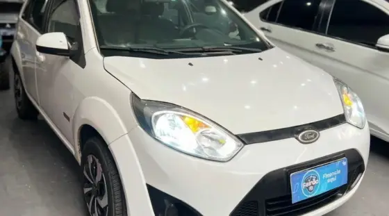 FORD FIESTA 1.6 ROCAM HATCH 8V FLEX 4P MANUAL