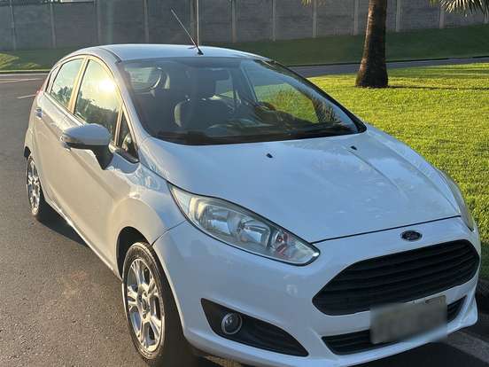 FORD-FIESTA-1.6 SE HATCH 16V FLEX 4P POWERSHIFT FORD-FIESTA-2015