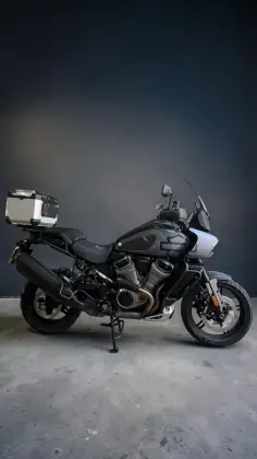 HARLEY-DAVIDSON PAN AMERICA 1250 S 