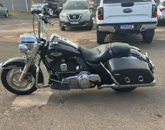 HARLEY-DAVIDSON ROAD KING CLASSIC HARLEY-DAVIDSON ROAD KING CLASSIC