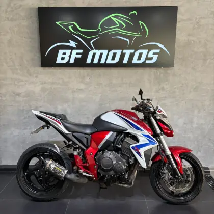 HONDA CB 1000R 