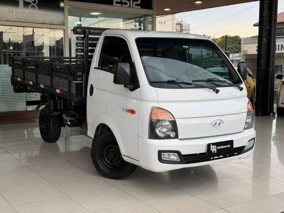 HYUNDAI HR 2.5 LONGO COM CAÇAMBA 4X2 16V 130CV TURBO INTERCOOLER DIESEL 2P MANUAL