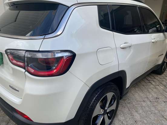 JEEP-COMPASS-2.0 16V FLEX LONGITUDE AUTOMÁTICO JEEP-COMPASS-2018
