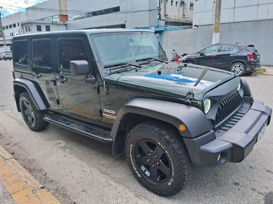 JEEP-WRANGLER-2011