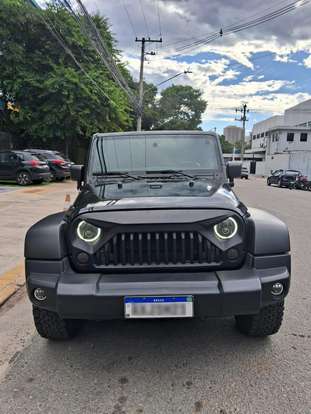 JEEP-WRANGLER-2011