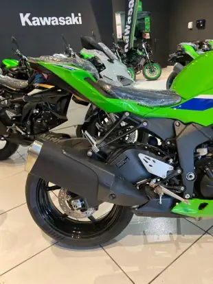 KAWASAKI-NINJA ZX-6R-2026