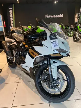 KAWASAKI NINJA ZX-6R 