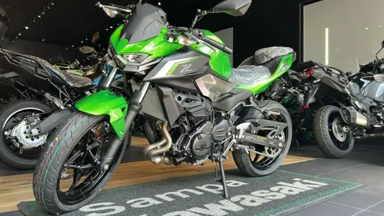 KAWASAKI Z500 