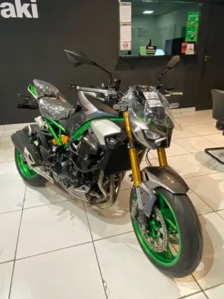 KAWASAKI Z900 R EDITION KAWASAKI Z900 R EDITION