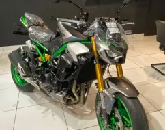 KAWASAKI Z900 R EDITION KAWASAKI Z900 R EDITION