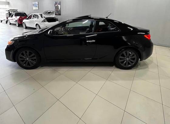 KIA CERATO 2.0 KOUP 16V GASOLINA 2P AUTOMÁTICO