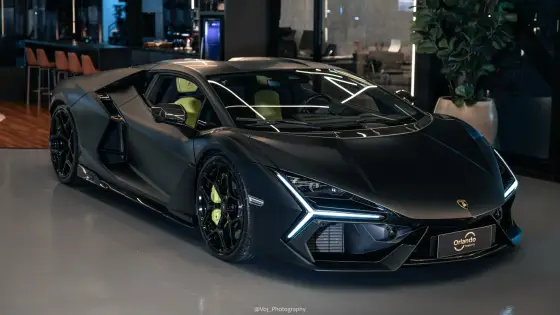 LAMBORGHINI REVUELTO 6.5 V12 PHEV AMT LAMBORGHINI REVUELTO 6.5 V12 PHEV AMT