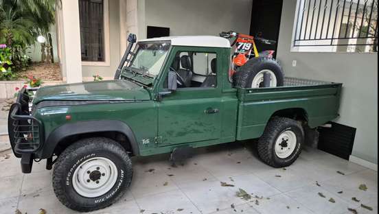 LAND ROVER-DEFENDER-1995
