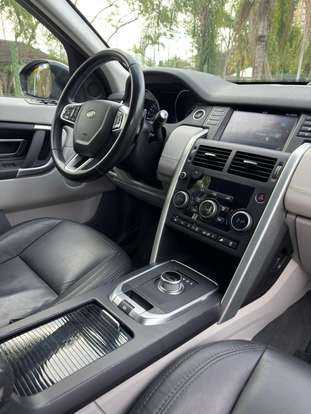 LAND ROVER-DISCOVERY SPORT-2016