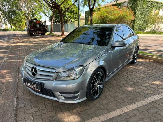 MERCEDES-BENZ C 250 2.0 CGI SPORT TURBO 16V GASOLINA 4P AUTOMÁTICO