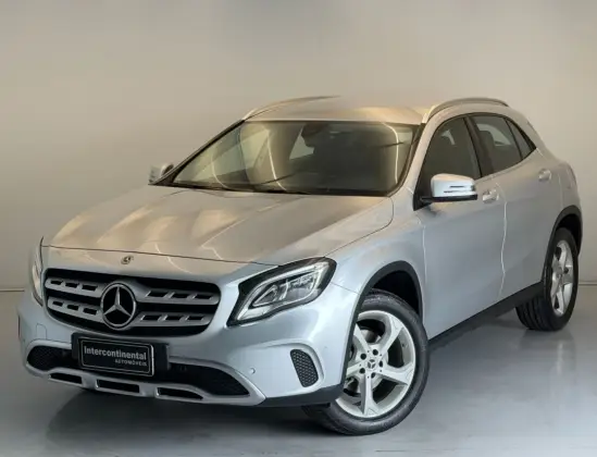 MERCEDES-BENZ GLA 200 1.6 CGI FLEX ADVANCE 7G-DCT