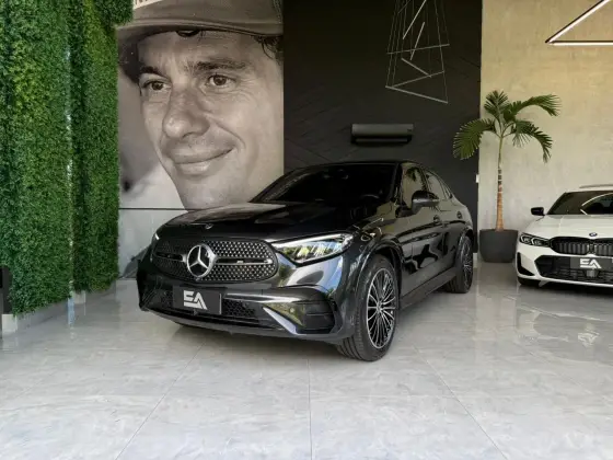 MERCEDES-BENZ GLC 300 2.0 MHEV AMG LINE COUPÉ 4MATIC 9G-TRONIC