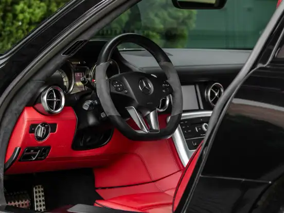 MERCEDES-BENZ-SLS AMG-6.2 V8 GASOLINA SPEEDSHIFT MERCEDES-BENZ-SLS AMG-2011