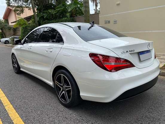 MERCEDES-BENZ-CLA 180-1.6 CGI GASOLINA 7G-DCT MERCEDES-BENZ-CLA 180-2018