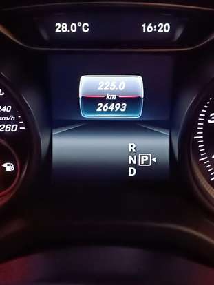 MERCEDES-BENZ-GLA 250-2020