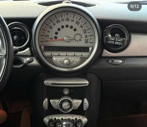 MINI-COOPER-2009