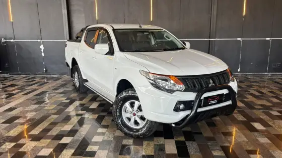 MITSUBISHI L200 TRITON 2.4 16V TURBO DIESEL SPORT GL CD 4P 4X4 MANUAL