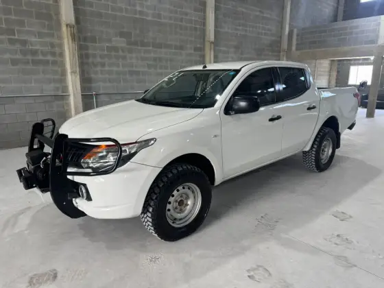 MITSUBISHI L200 TRITON 2.4 16V TURBO DIESEL SPORT GL CD 4P 4X4 MANUAL