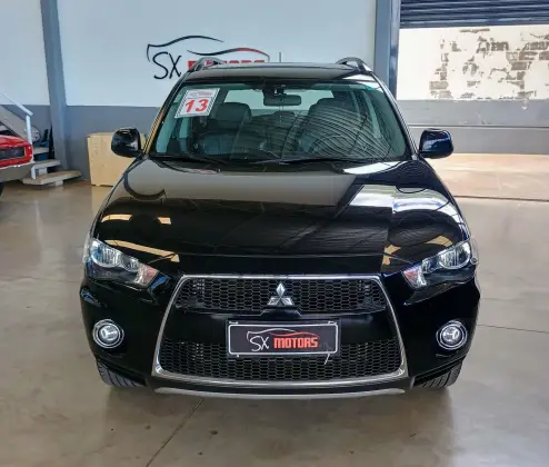 MITSUBISHI OUTLANDER 3.0 GT 4X4 V6 24V GASOLINA 4P AUTOMÁTICO