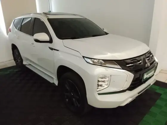 MITSUBISHI PAJERO SPORT 2.4 16V MIVEC TURBO DIESEL LEGEND AWD AUTOMÁTICO
