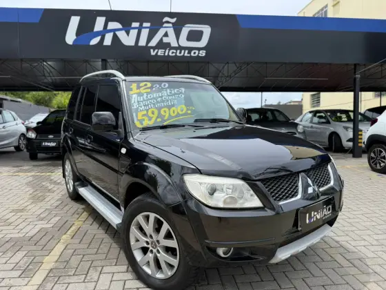 MITSUBISHI PAJERO TR4 2.0 4X2 16V 140CV FLEX 4P AUTOMÁTICO