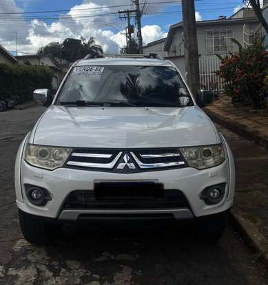MITSUBISHI-PAJERO-2016