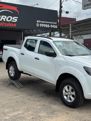 NISSAN-FRONTIER-2021